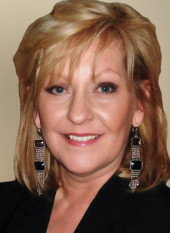 Christine Kluever at Kimberly K Hair Studio | Master Stylist | Licensed Educator & Cosmetologist: Midlothian, Illinois